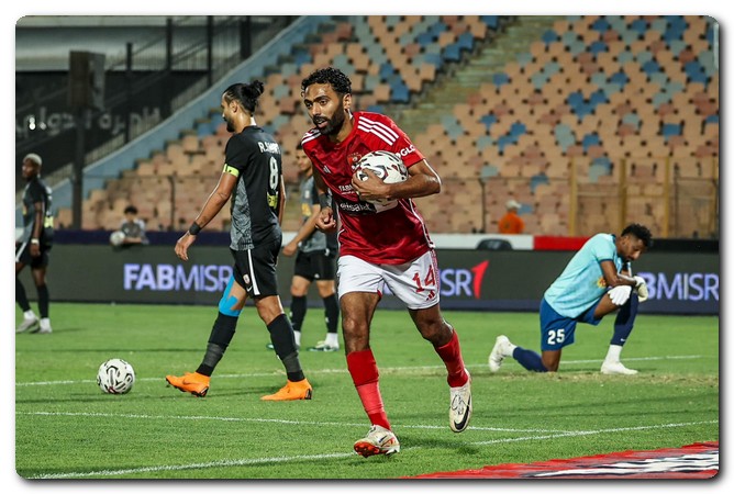 الأهلي يعاني أمام فاركو بالرغم من الفوز بالمباراة الجولة الـ 28 من الدوري المصري