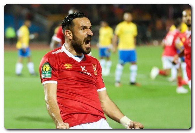 شريحة كبيرة من جماهير الأهلي تطالب بالتجديد لـ معلول وترفض رحيله علي معلول