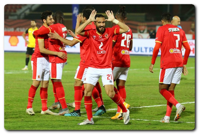 شريحة كبيرة من جماهير الأهلي تطالب بالتجديد لـ معلول وترفض رحيله علي معلول