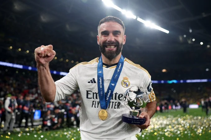 كارفخال يفوز بجائزة أفضل لاعب