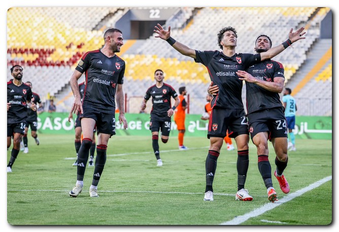 الأهلي يبحث عن انتصار جديد في الدوري المصري أمام زعيم الثغر مباراة الأهلي والاتحاد السكندري