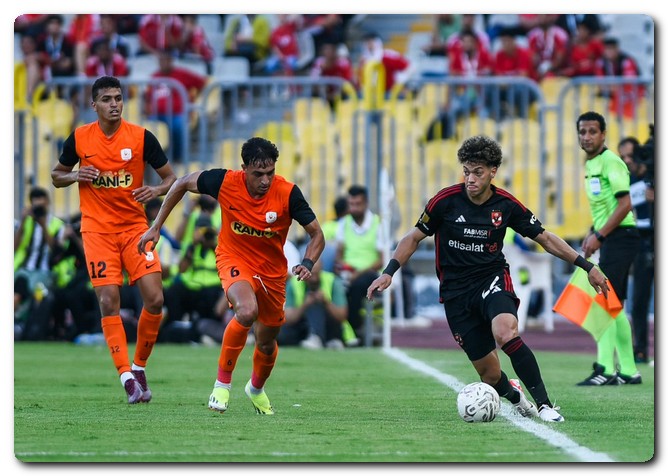 ما هي القنوات الناقلة لمباراة الأهلي وفاركو في الدوري المصري 2023-2024؟ مباراة الأهلي وفاركو