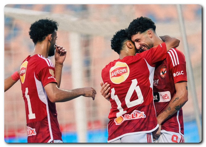 المارد الأحمر يحافظ على سلسلة انتصاراته في بطولة الدوري المصري 23-2024 الأهلي يفوز على الداخلية