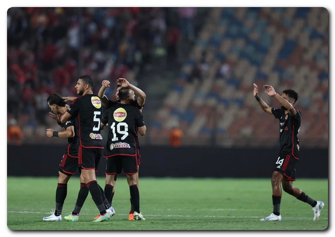 الصراع يشتعل بين الأهلي وبيراميدز على صدارة جدول ترتيب الدوري المصري 23-2024 صدارة جدول ترتيب الدوري المصري