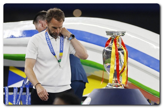 مدرب منتخب إنجلترا