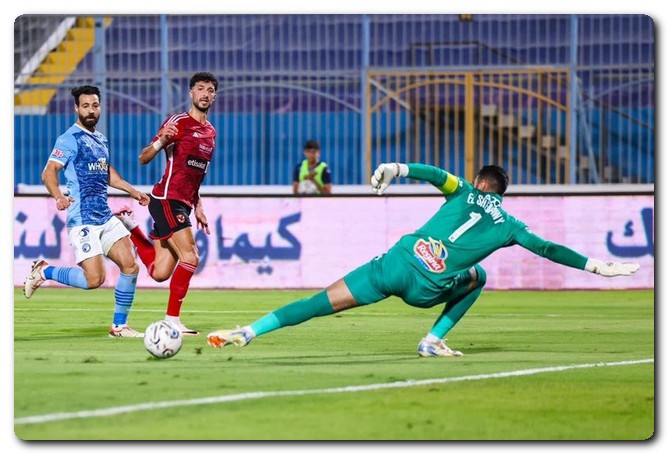 الفلسطيني يصبح هداف مباريات الأهلي وبيراميدز وسام أبو علي