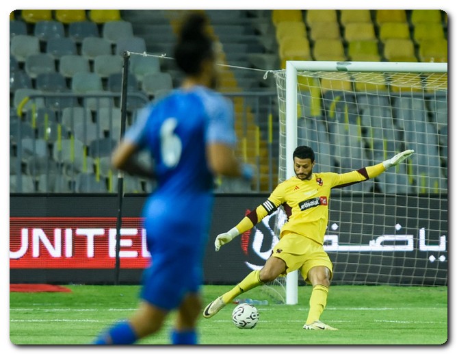 الشناوي يرفض الاحتفال مع جماهير الأهلي بعد الهجوم على الإدارة الشناوي