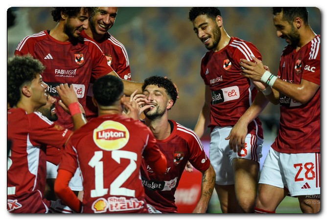 وسام أبو علي يتفوق على جميع منافسيه على لقب هداف الدوري المصري وسام أبو علي