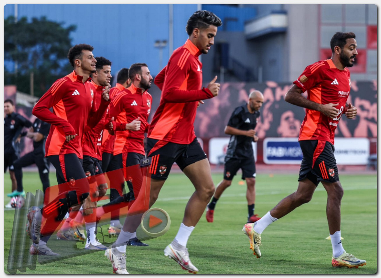 كهربا يشارك في التدريبات الجماعية استعدادًا لمباراة العين في كأس الانتركونتيننتال 2024 الأهلي يستأنف تدريباته