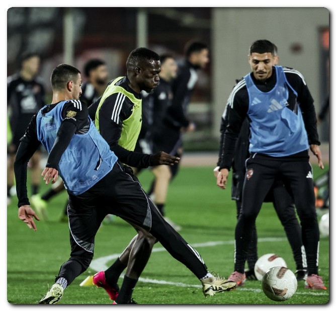 الأهلي وطلائع الجيش