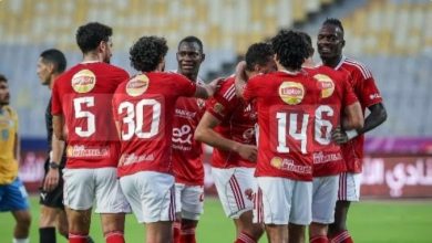 أفضل ١٠٠ نادي